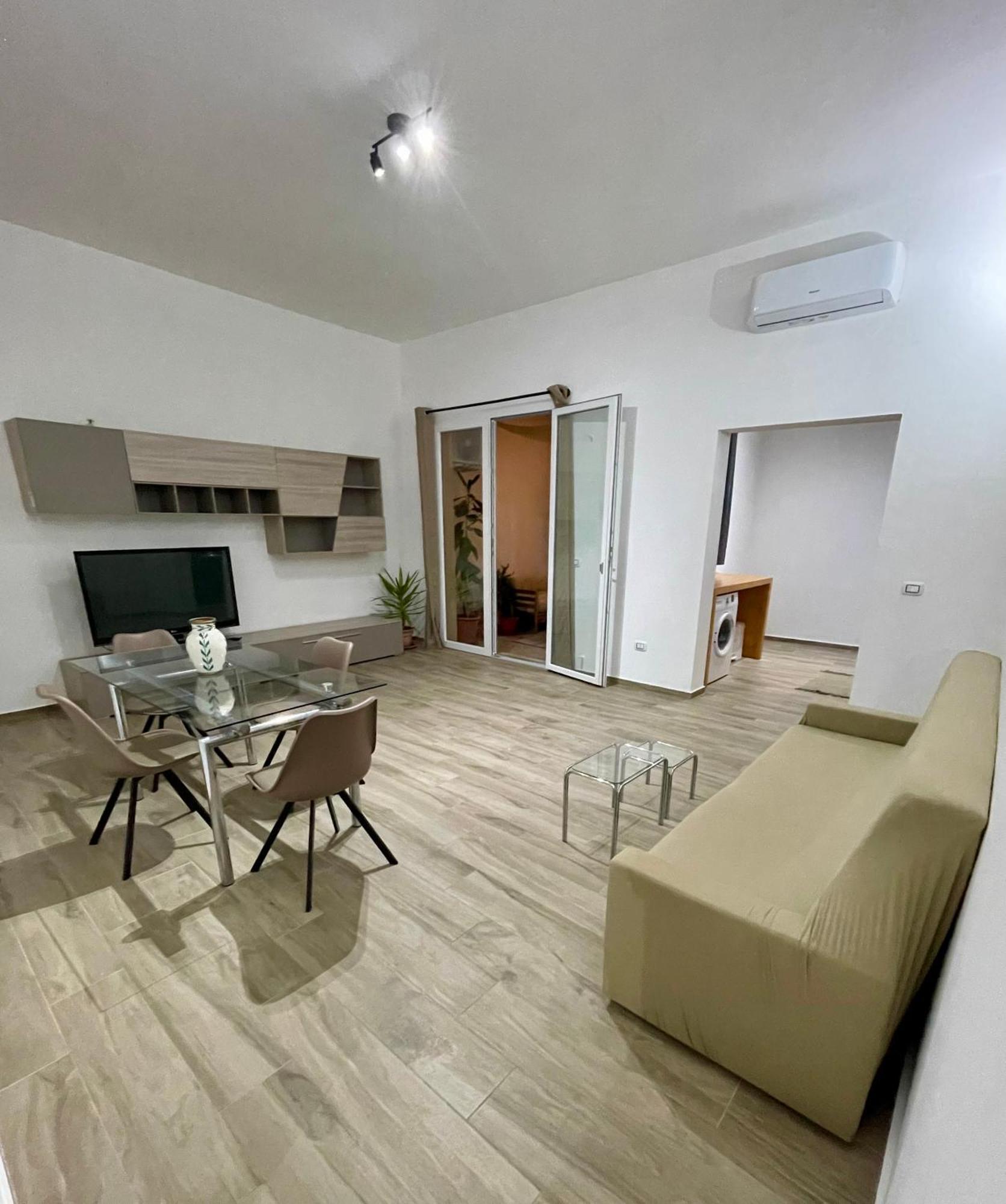 Cristina Home San Pietro Vernotico Extérieur photo