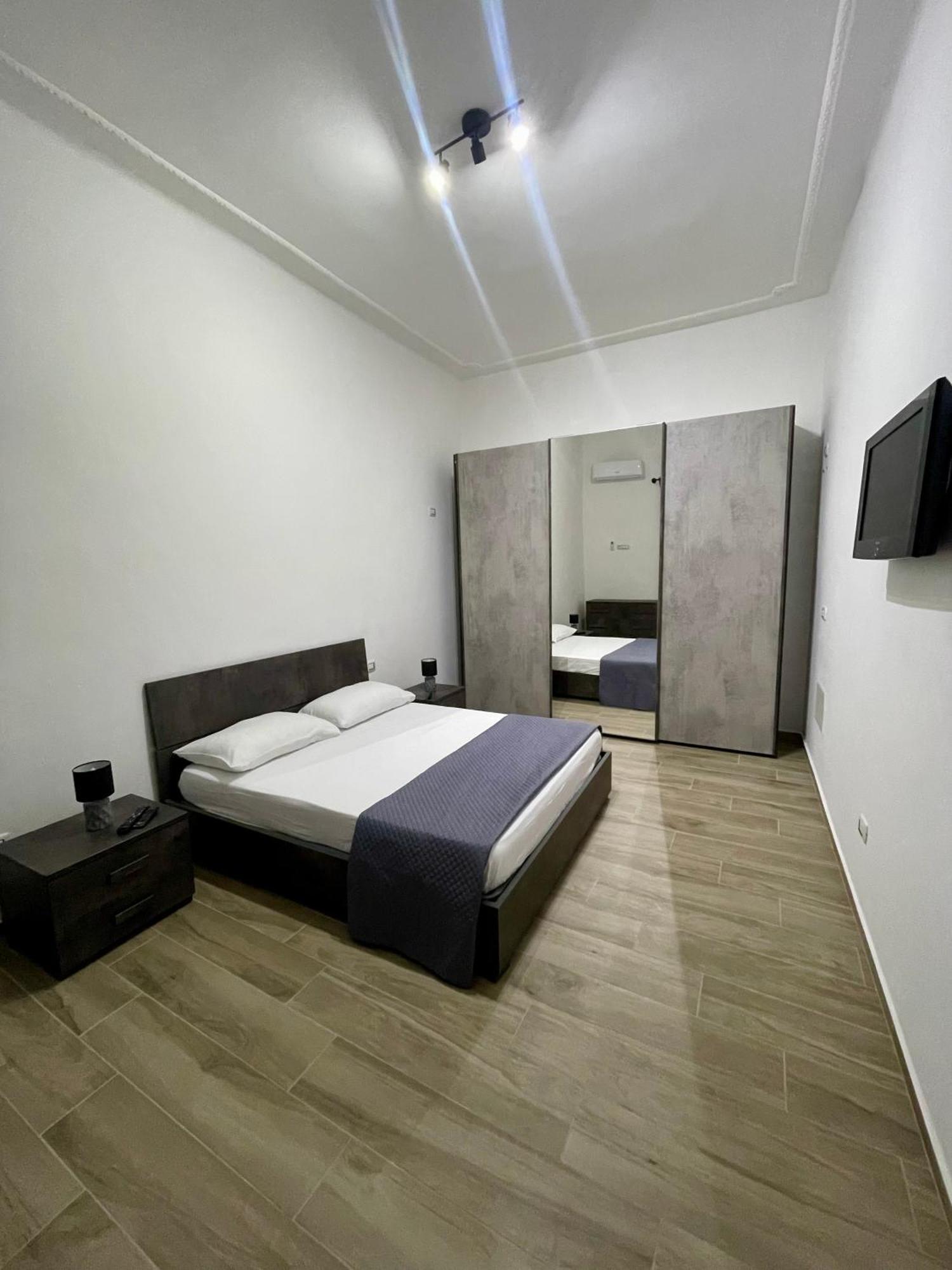 Cristina Home San Pietro Vernotico Extérieur photo